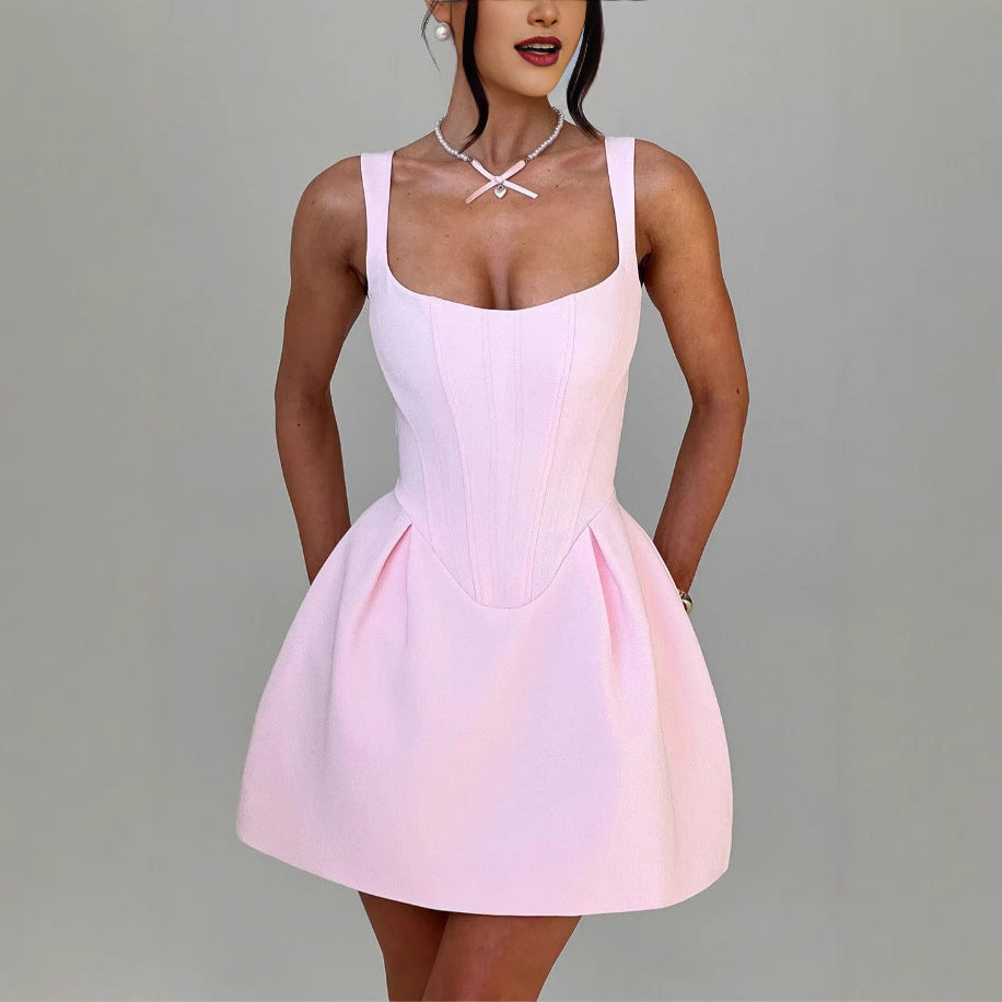 Ladies Chic Ball Dress with Structured Top and Flared Skirt Ivyshape