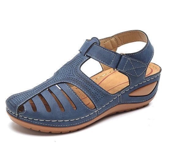 Ladies Comfortable Clogs with Breathable Upper Material Structure and Elegant Strap Design Ivyshape