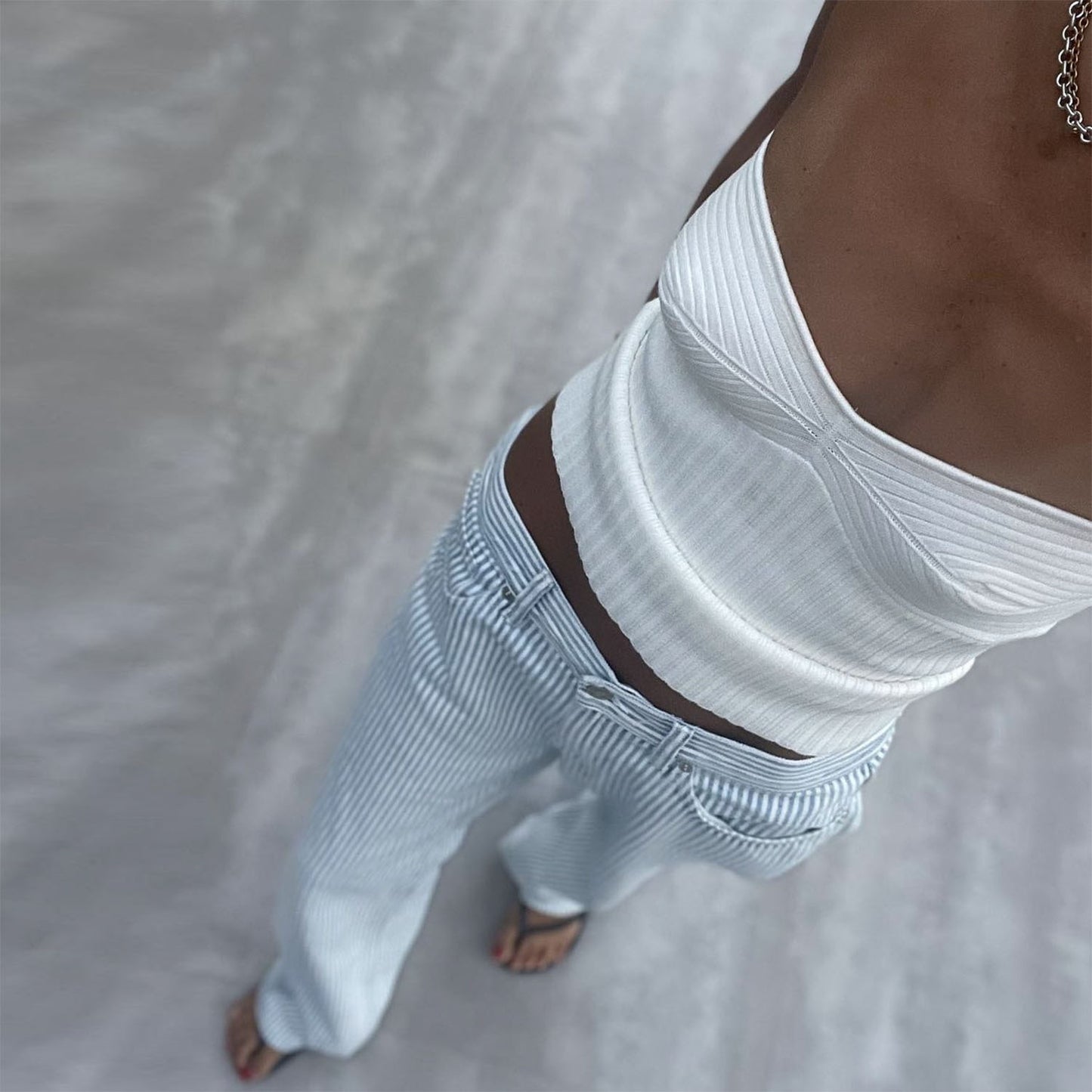 Women's tank top made of textured cotton Ivyshape