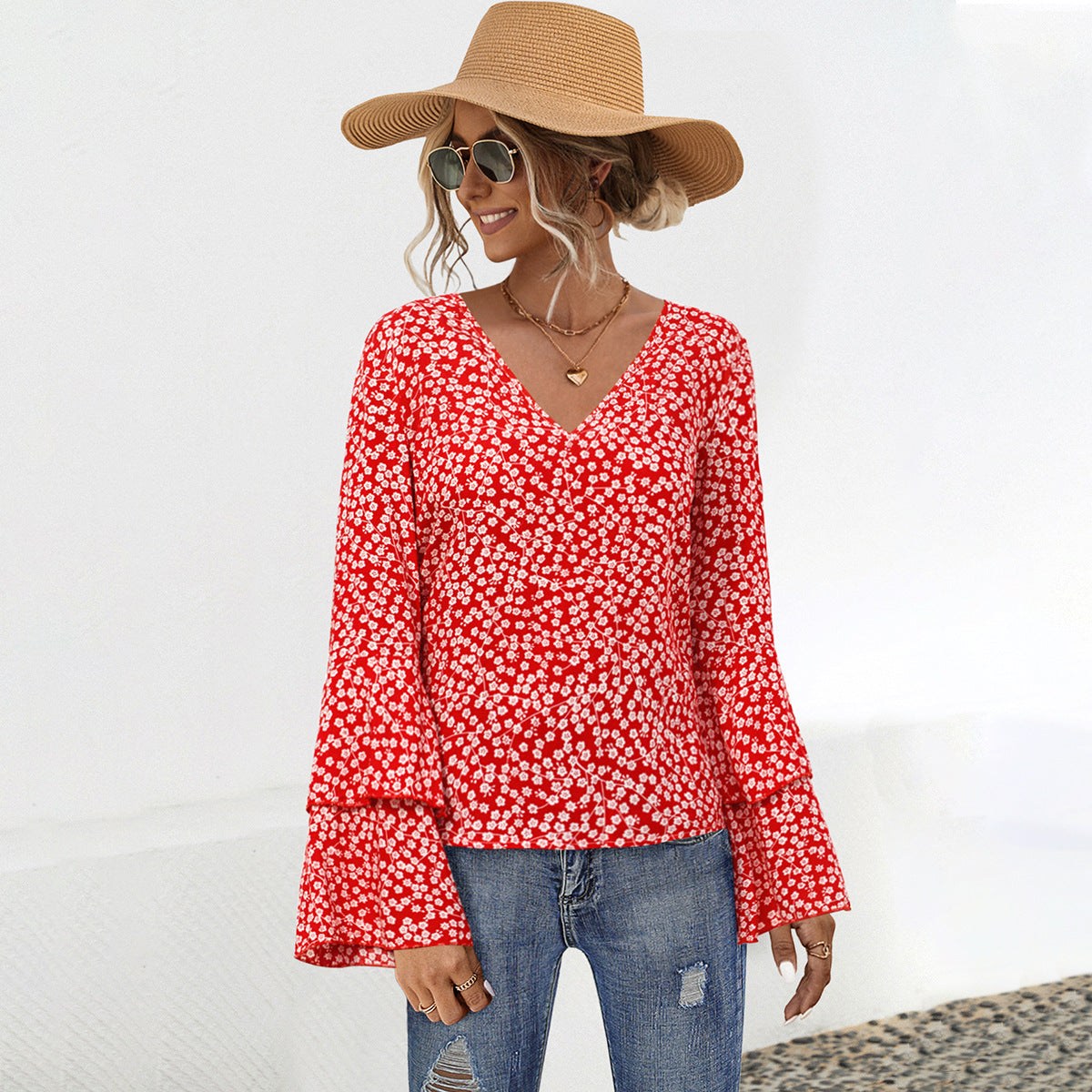 Women's blouse with wide bell sleeves and floral design Ivyshape