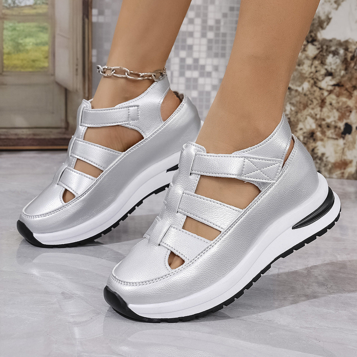 Women's sporty casual shoes with breathable mesh structure and non-slip sole Ivyshape
