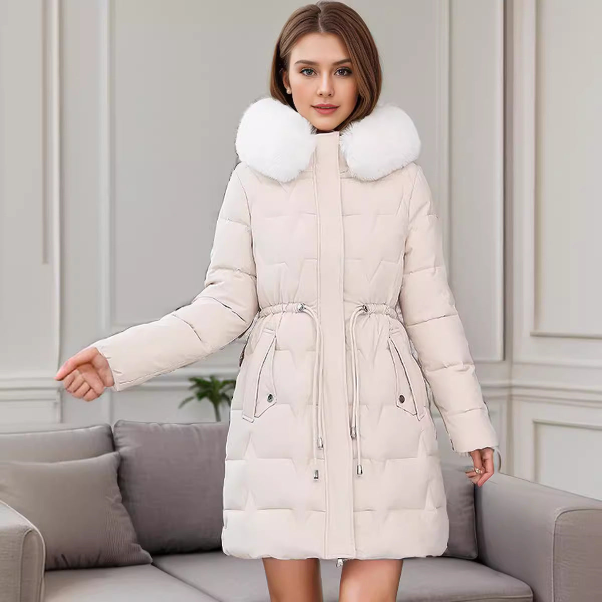 Women’s insulated quilted coat with detachable faux fur collar and practical pockets Ivyshape
