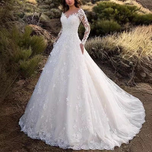 Ladies wedding dress with elegant lace detailing and voluminous skirt Ivyshape