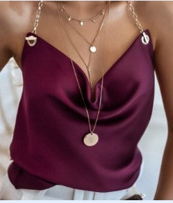 Women Elegant Top with Deep V-Neck and Chain Details Ivyshape