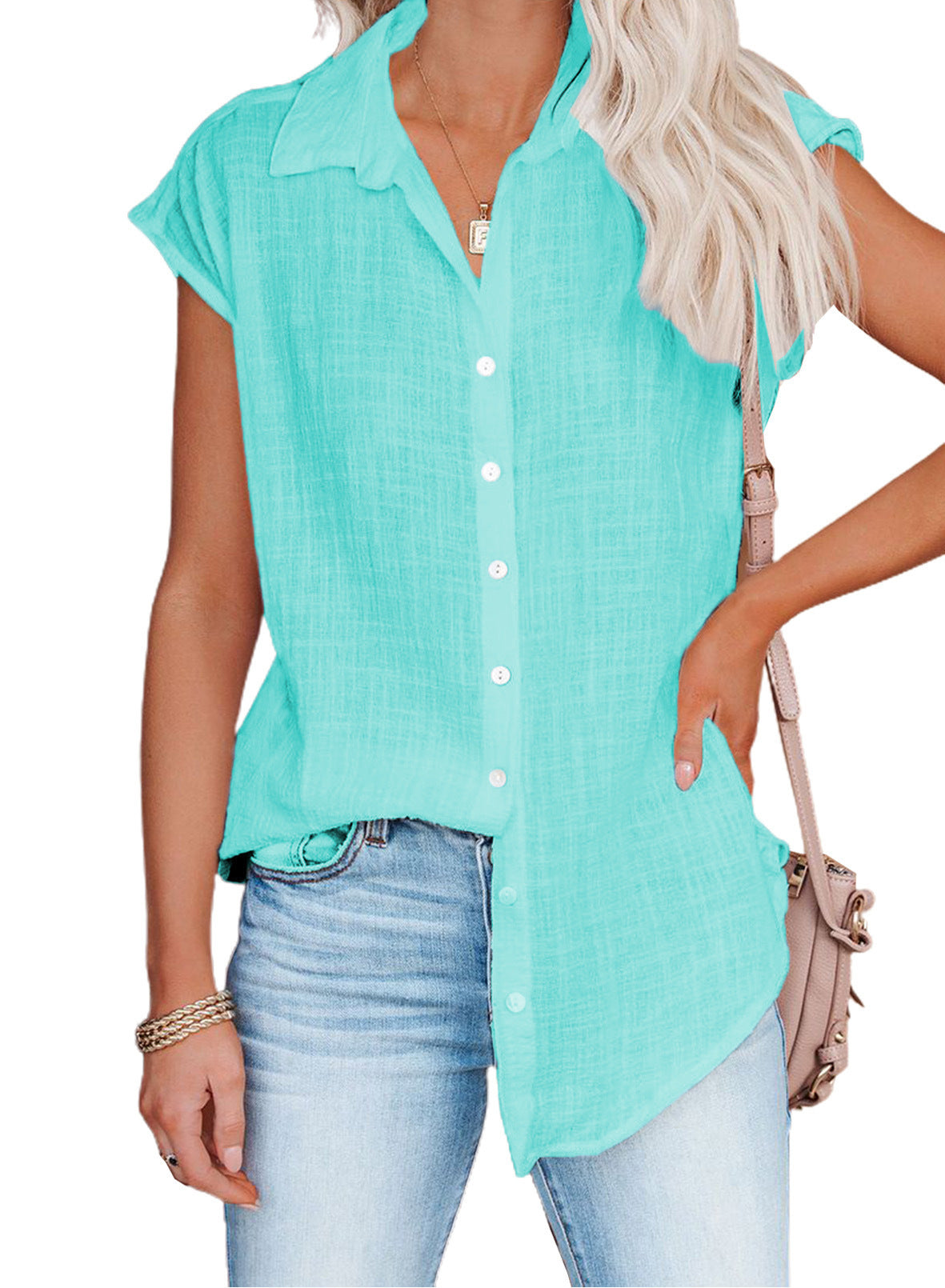 Ladies airy short-sleeve blouse made of lightweight fabric Ivyshape