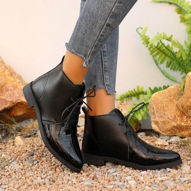 Ladies fashionable leather ankle boots with shiny accents and lacing Ivyshape