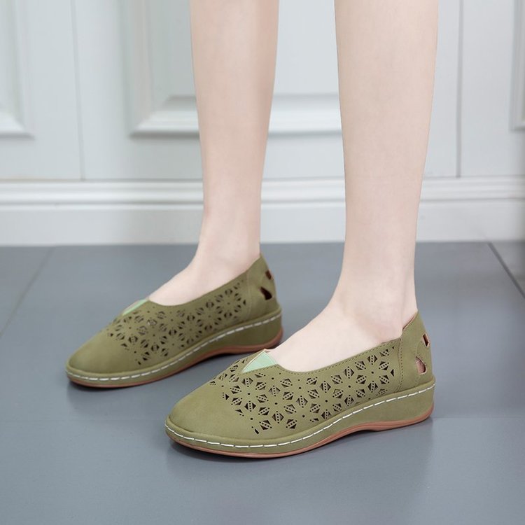 Women's casual shoes with floral cut-out design and comfortable sole Ivyshape