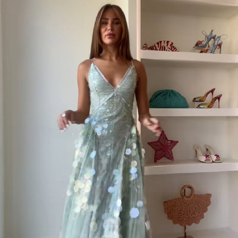 Women Glamorous Evening Dress with Sparkling Details Ivyshape