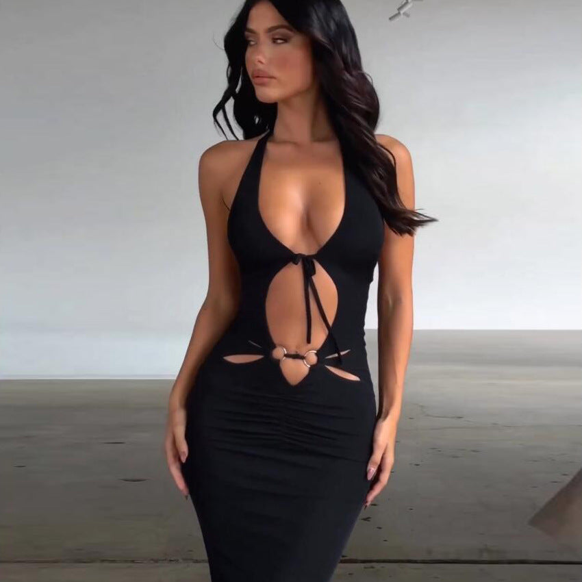 Women Figure-hugging Cut-Out Maxi Dress with Deep V-Neck and Elegant Back Ivyshape