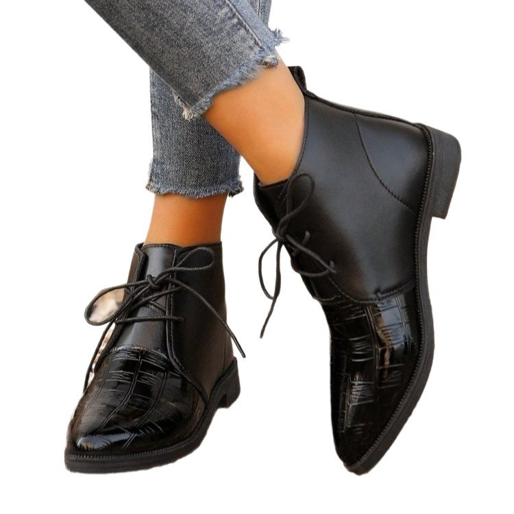 Ladies fashionable leather ankle boots with shiny accents and lacing Ivyshape