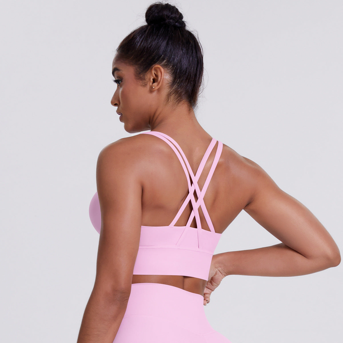 Ladies Sports Bra with Innovative Cross-Back Design and Breathable Properties Ivyshape