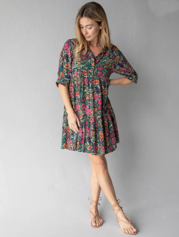 Ladies airy summer dress with floral design and practical pockets Ivyshape