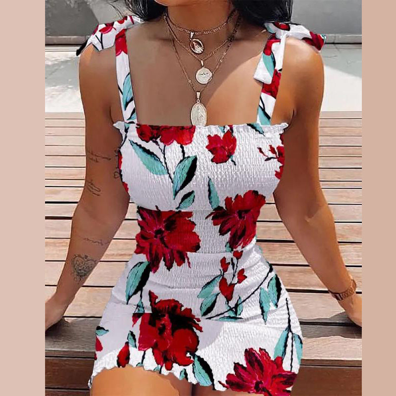 Women’s short dress with floral print and lace straps Ivyshape