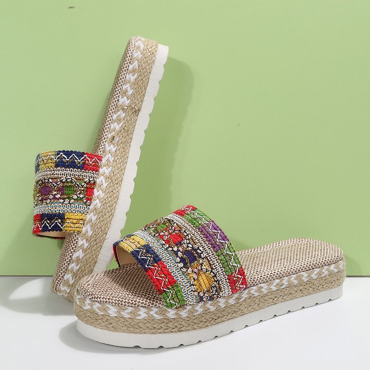 Ladies espadrilles with fashionable textile upper material and comfortable sole Ivyshape