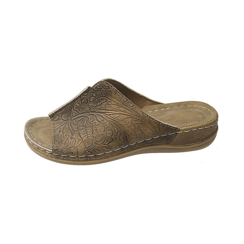 Ladies' clog sandals with fashionable pattern and flexible footbed Ivyshape