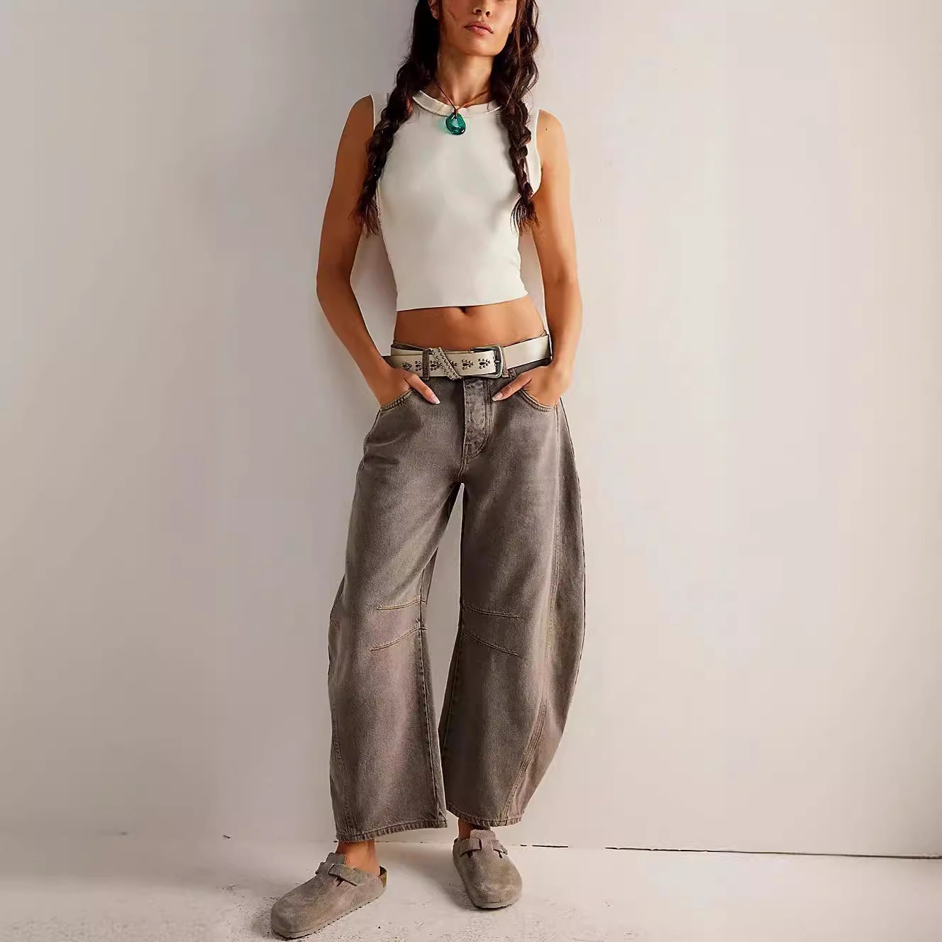 Women Wide Jeans in Vintage Style Ivyshape