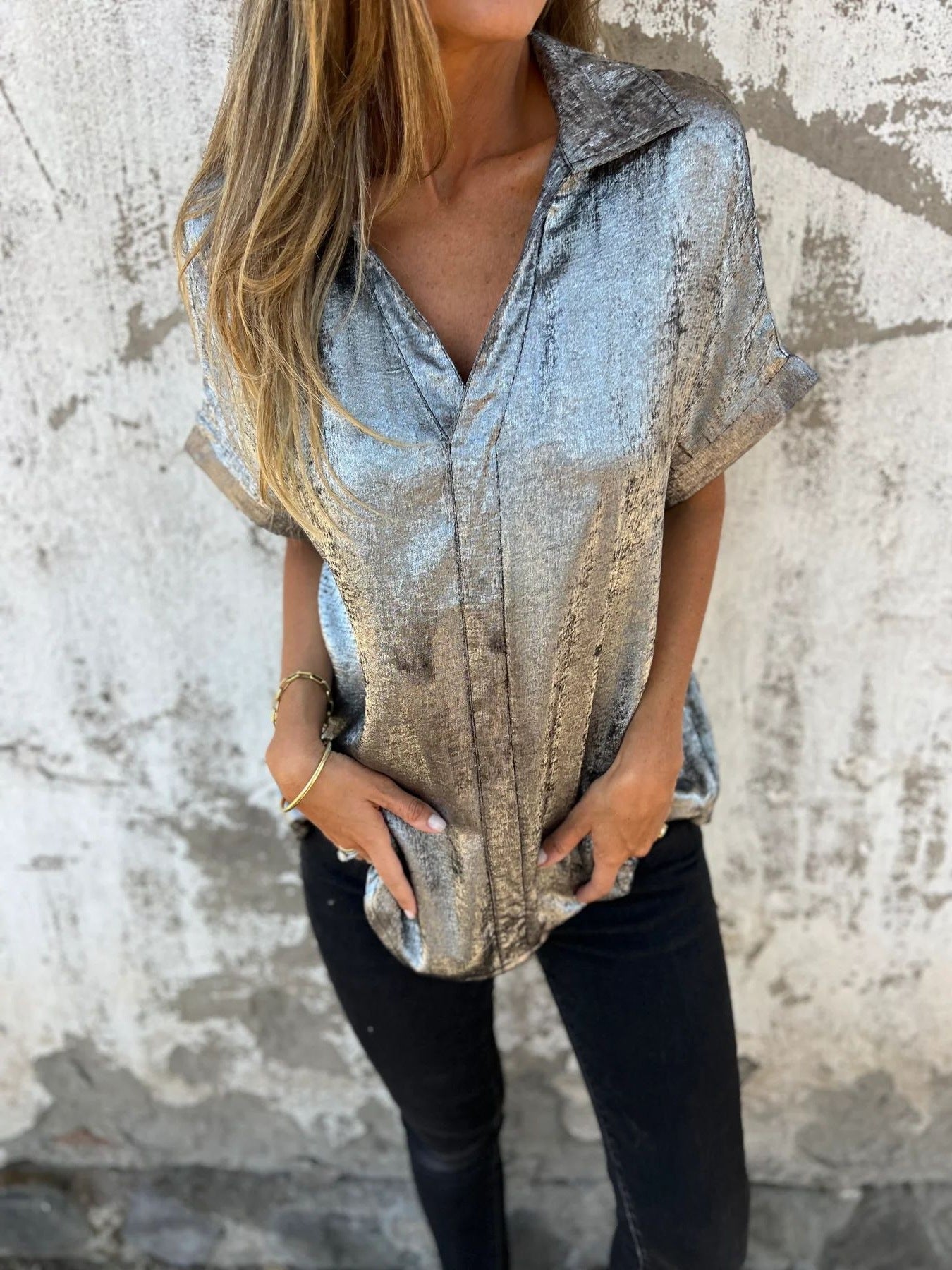 Women Elegant Short Sleeve Blouse made of Shiny Material Ivyshape