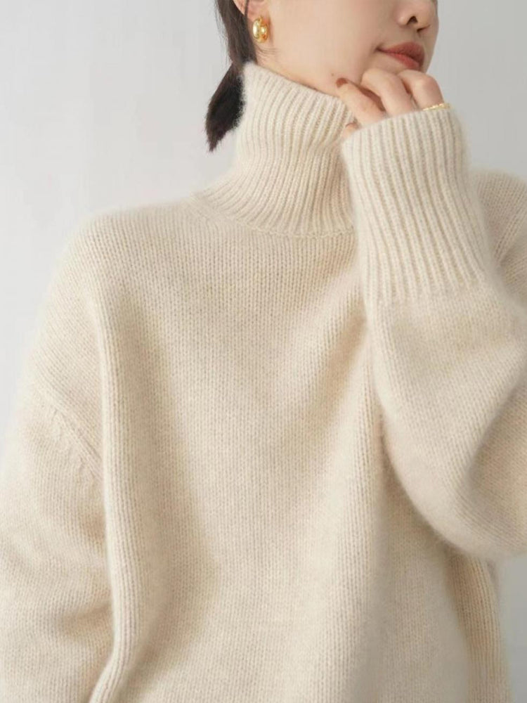 Elegant Rollneck Sweater for Women