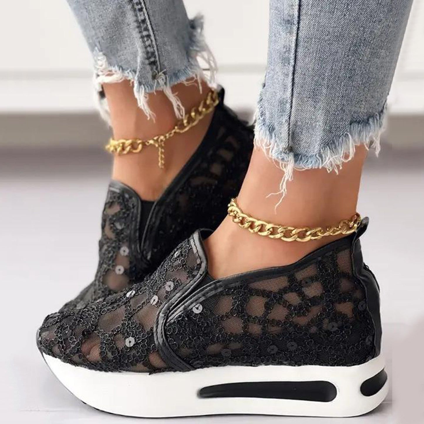 Women's Floral Embroidery Mesh Wedge Sneakers