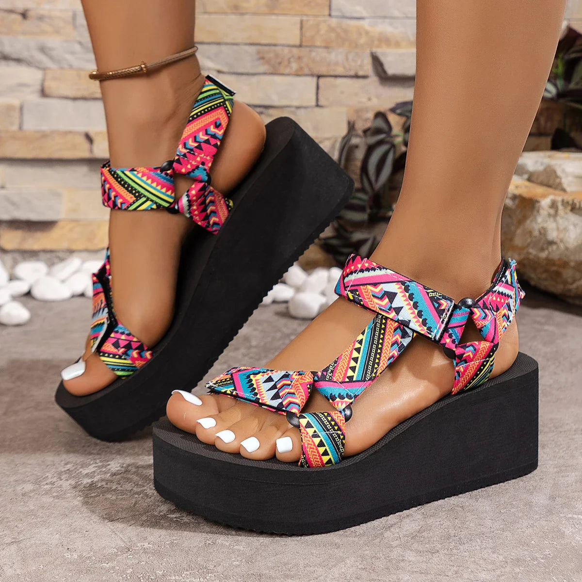 Trendy Flat Beach Sandals for Women