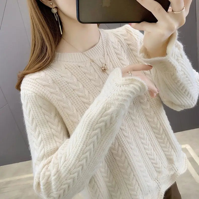 Cozy & Fluffy Knitted Pullover