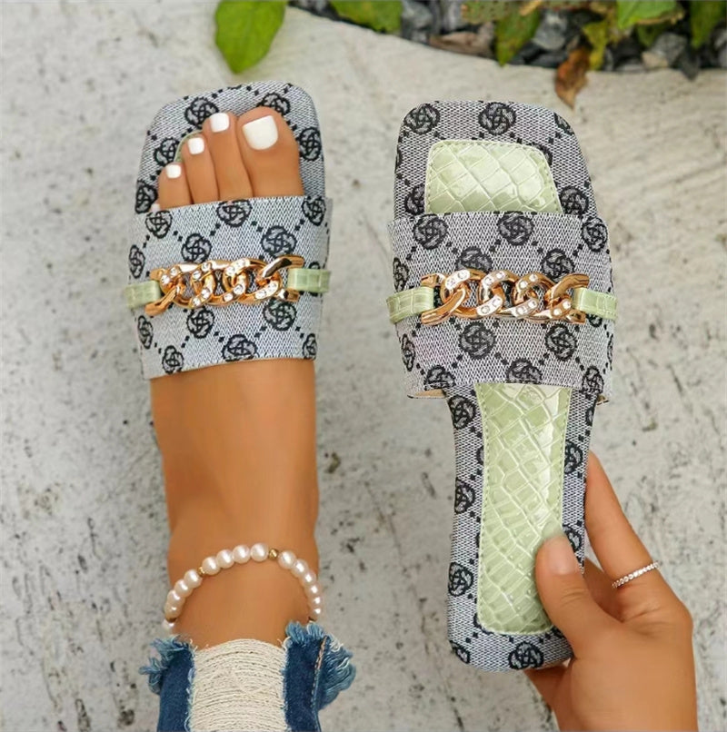 Trendy Flat Beach Sandals for Summer