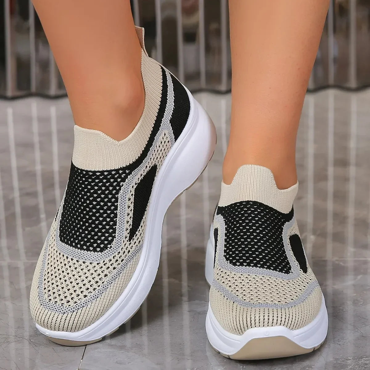 Stylish Slip-On Running Sneakers for Women