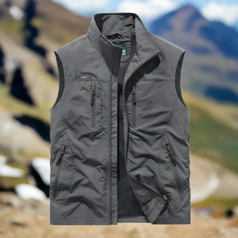 IvyShape | Casual Multifunctional Outdoor Vests for Men