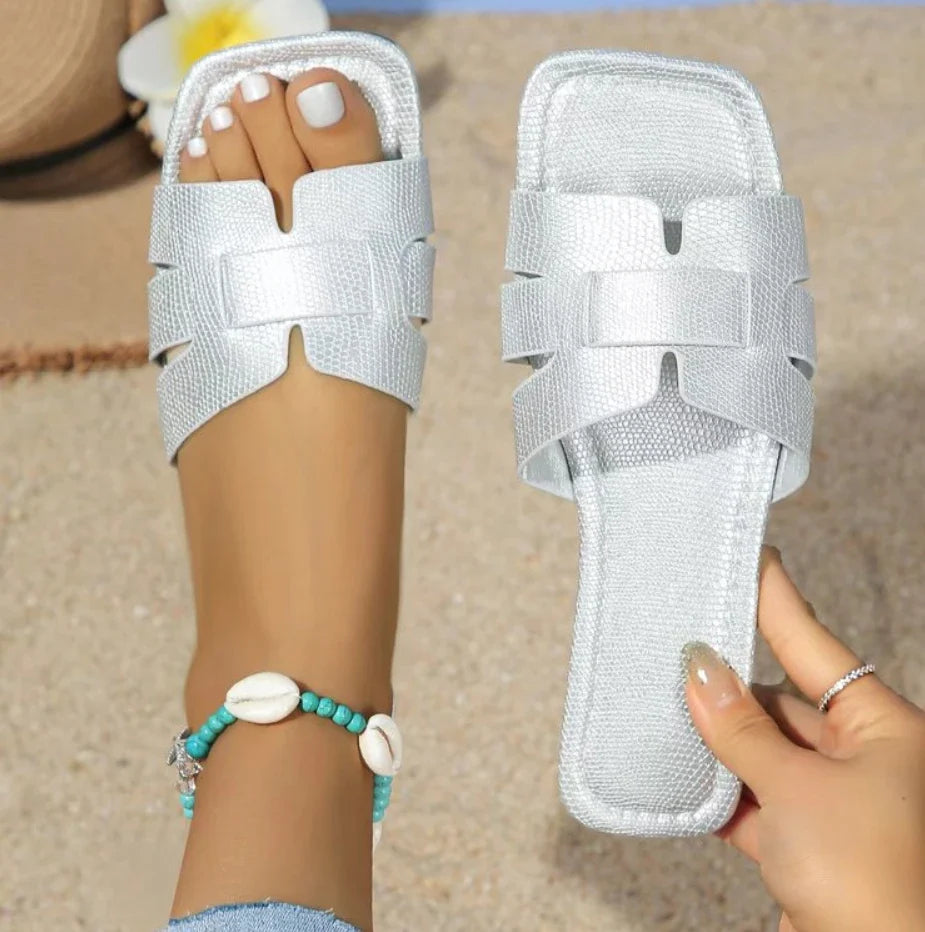 Trendy Flat Beach Slides for Women