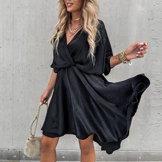 V-Neck Dress - Chic/Elegant - Fashionable - Ideal for Summer