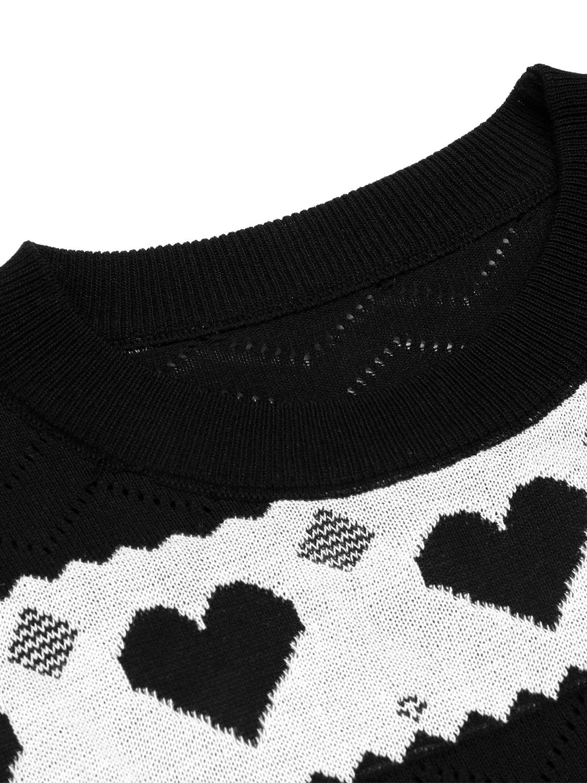 Black  Contrasting Heart Knitting Dress