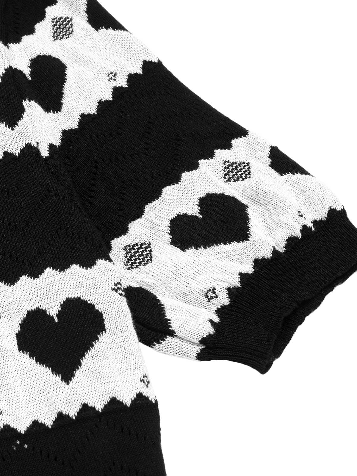 Black  Contrasting Heart Knitting Dress