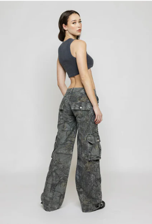 Ivyshape | Low waisted cargo pants brown camo