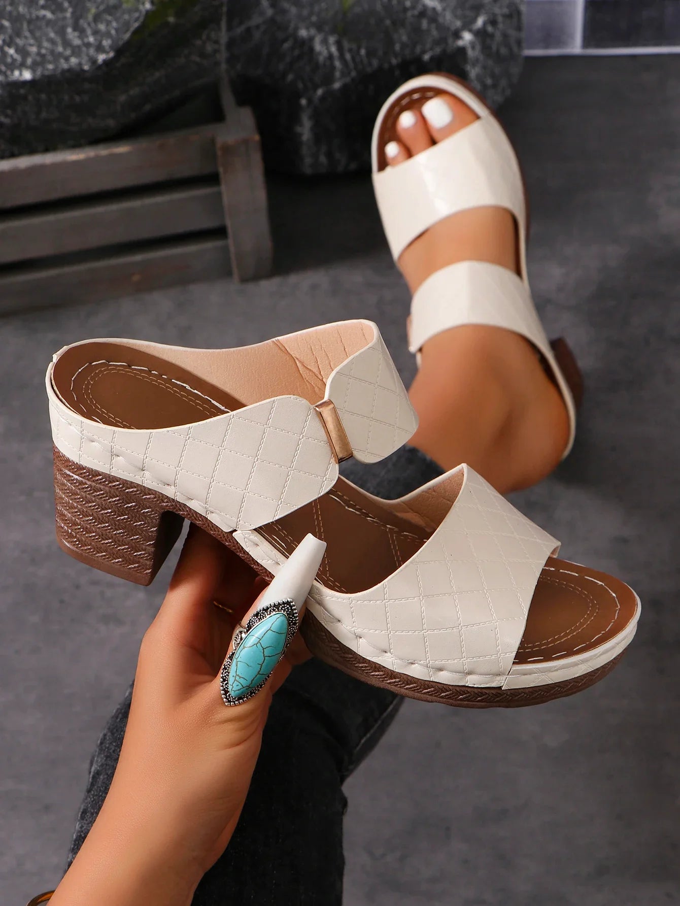 Elegant Open Toe Chunky Heel Sandals for Women