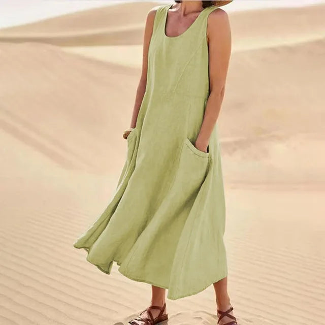 Sleeveless dress in linen