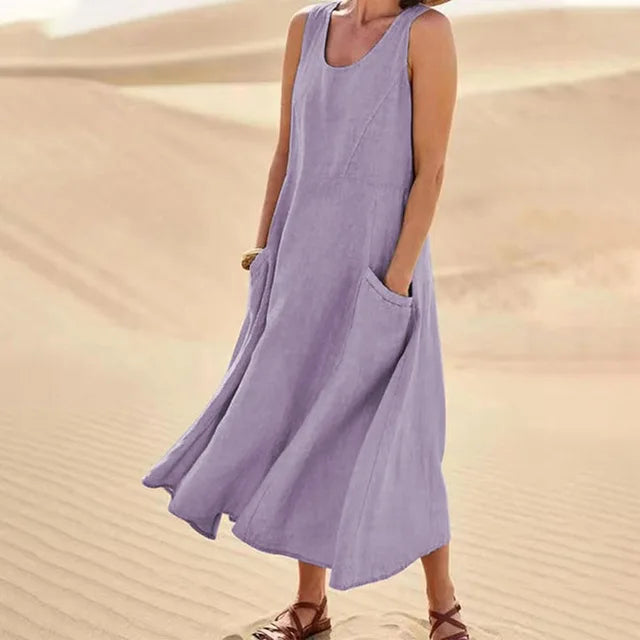 Sleeveless dress in linen