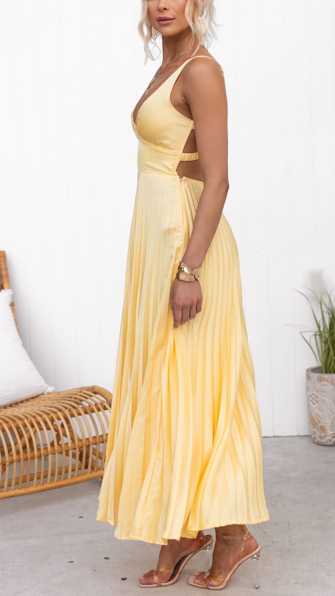 Ivyshape | Yellow Pleated V Neck Maxi Dress