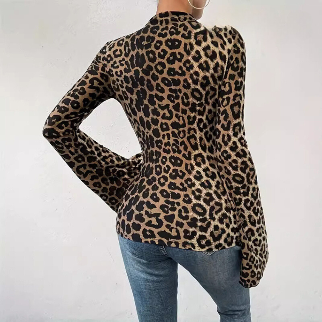 Women's Leopard Print O-Neck Flare Sleeve Blouse for Autumn