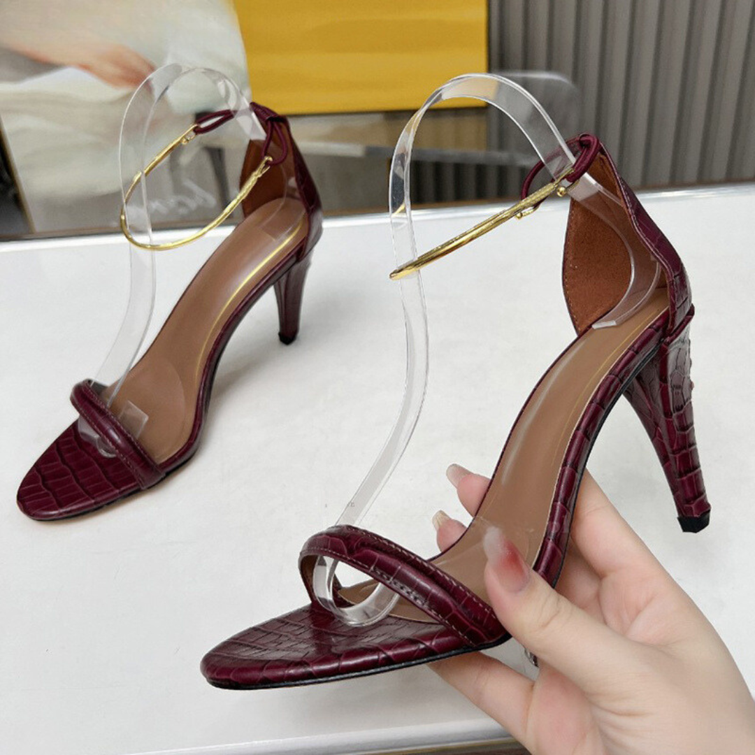 Elegant Pointed Kitten Heel Mules for Women