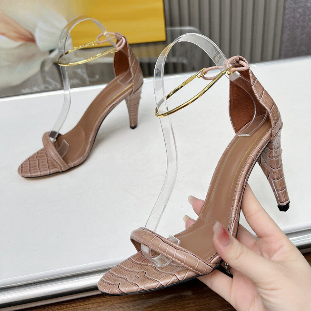 Elegant Pointed Kitten Heel Mules for Women