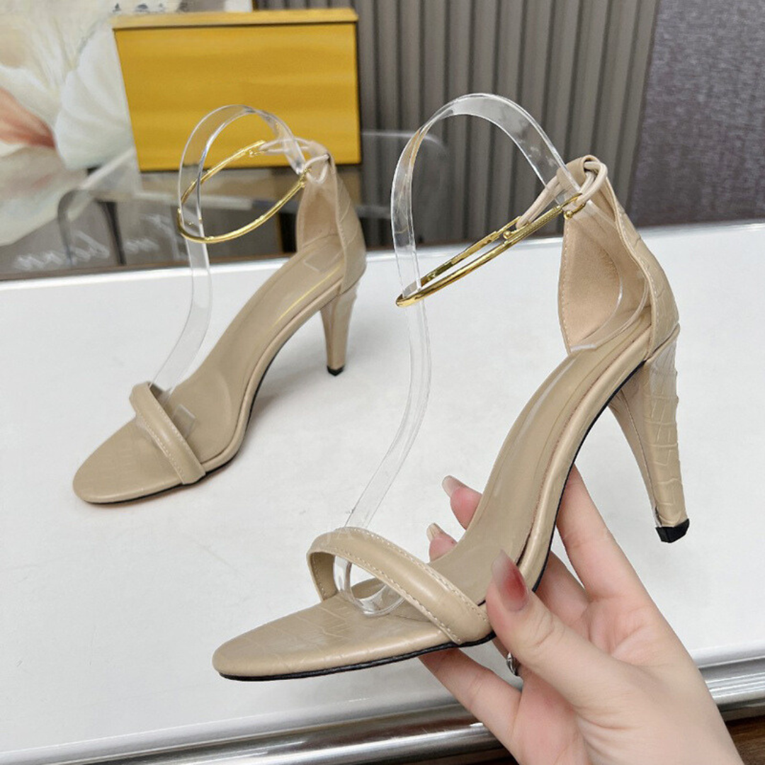 Elegant Pointed Kitten Heel Mules for Women