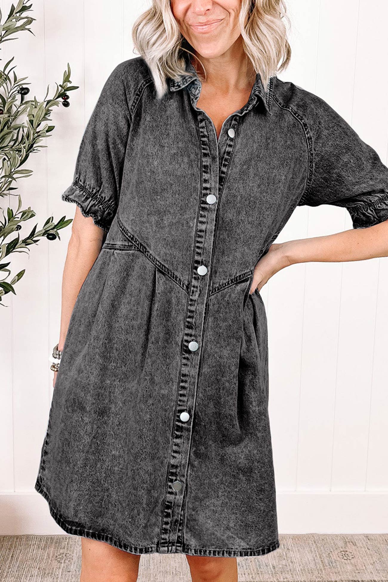 Ruffled Single-breasted Denim Dress