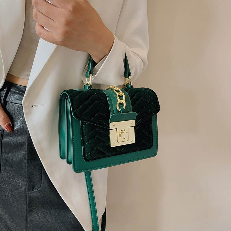 Ivyshape | Palm Beach Velvet Shoulder Bag