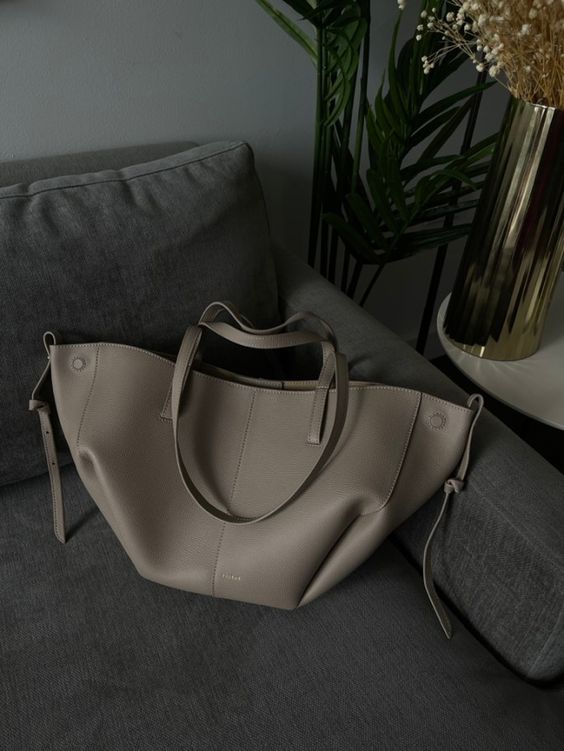 Taupe ledertasche