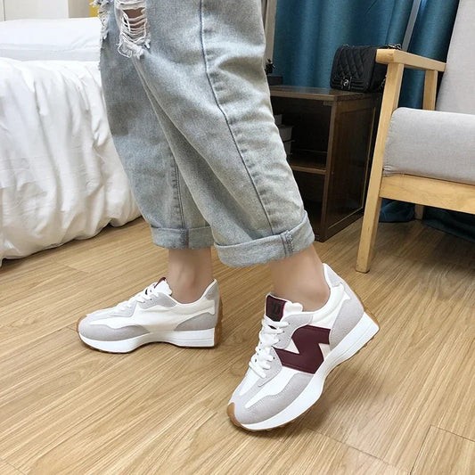 Women's Lightweight Breathable Flat Sneakers