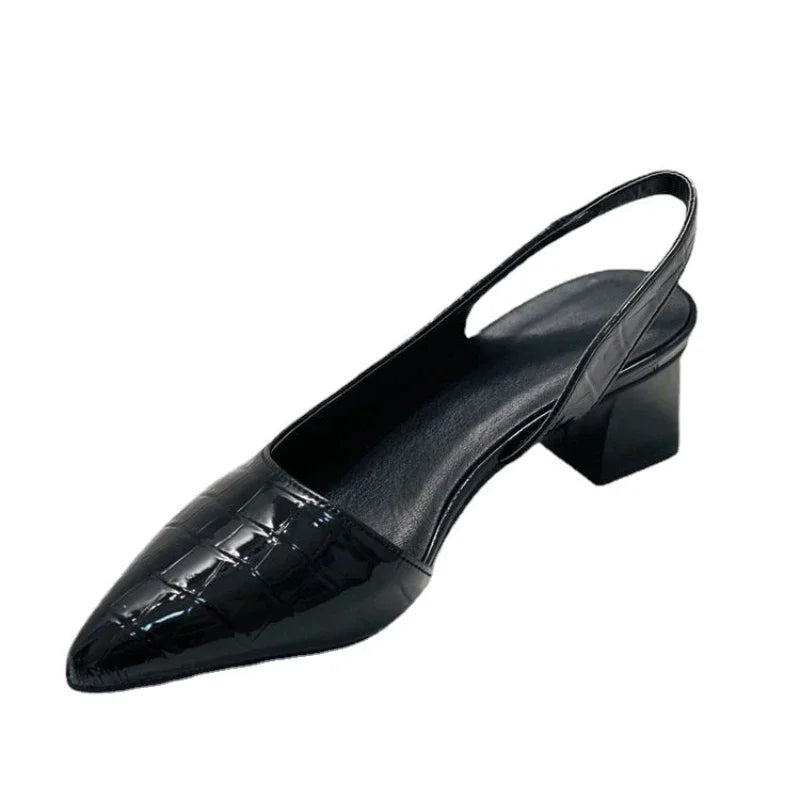 Schwarz pumps