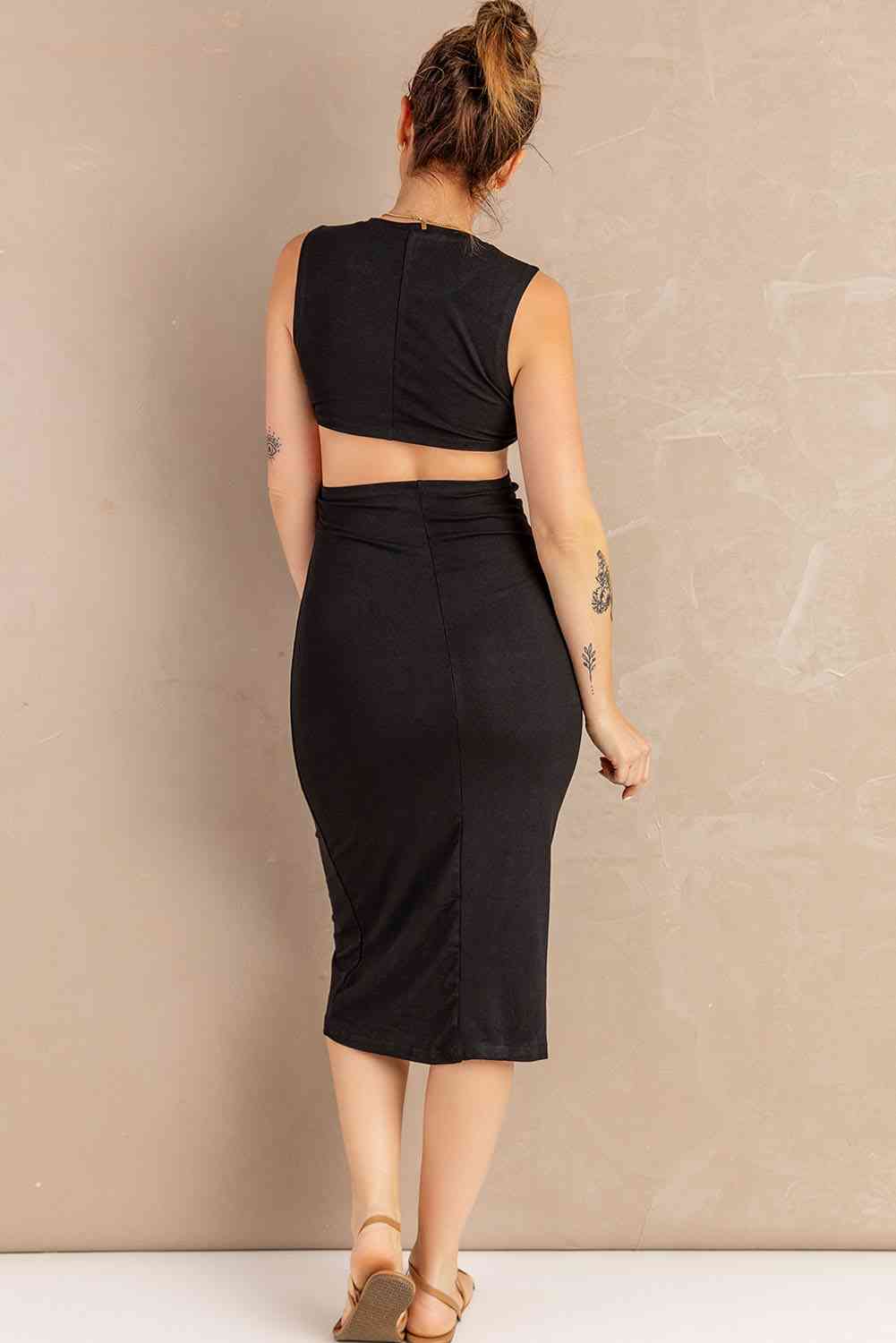 Twist Front Cutout Sleeveless Midi Dress