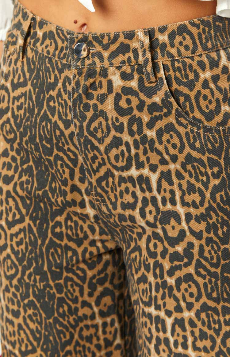 Ivyshape | Leopard Print Straight Fit Jeans