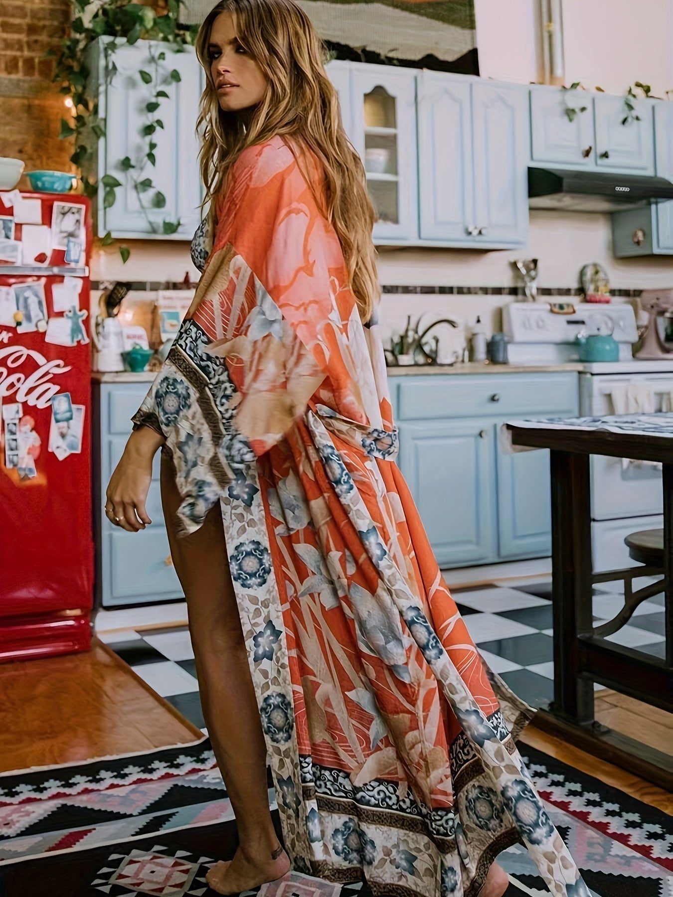 Fashionable kimono with floral print
