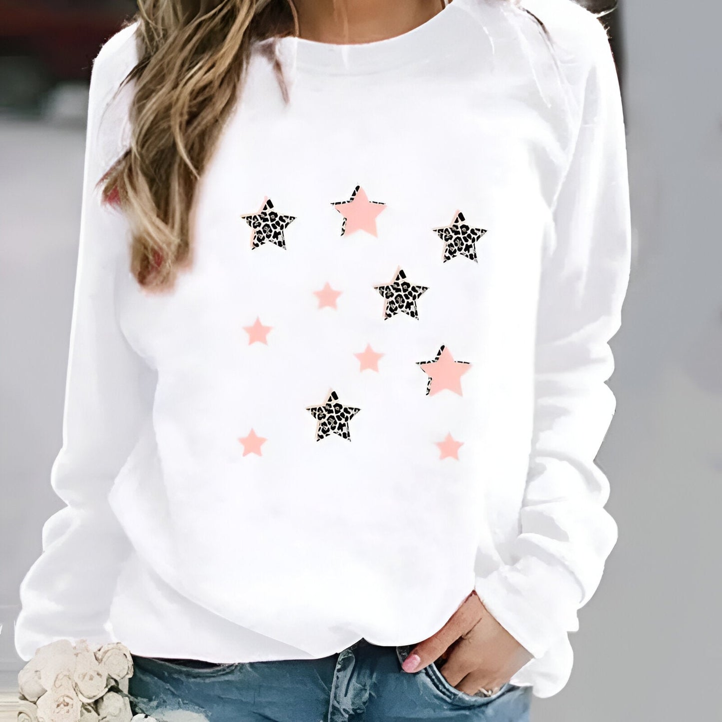 Ivyshape | Unleash Your Star Power With This Eye-Catching Hoodie (Season 1)